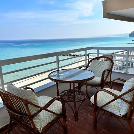 Sea View *
